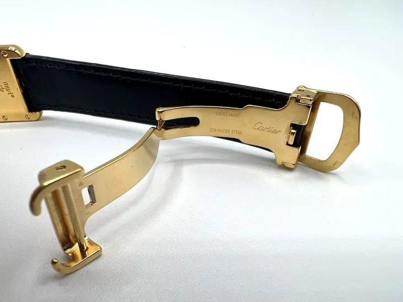 W1013654 שעון קרטייה טנק מאסט ורמיל ציפוי זהב יד 2 דגם לנשים | רצועת עור חומה מקורית | לוח רומי לבן ממותג | שנה אחריות | Cartier Must Tank SM Vermeil W1013654 Ladies