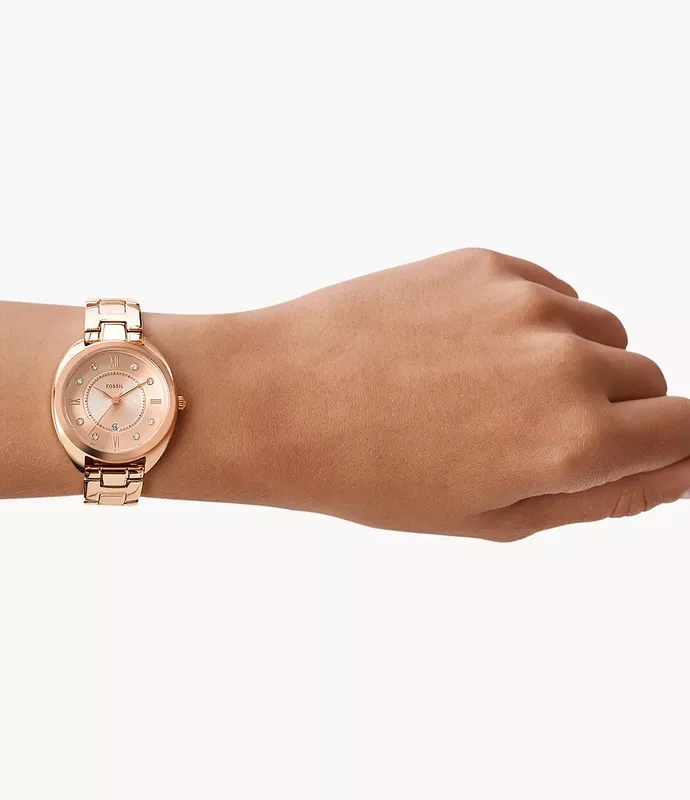 ES5070 שעון יד פוסיל לנשים | דגם רוז גולד משובץ 8 זרקונים | לוח שמפניה | מלאי מוגבל | שנתיים אחריות | ES5070 | FOSSIL Gabby Analog Watch for Women