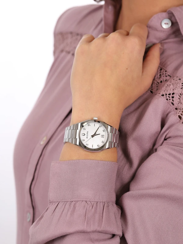 96P218 שעון יד בולבה לאישה | דגם חדש בלוח פנינה משובץ 8 יהלומים | שעון אלגנטי יוקרתי כולל שנתיים אחריות | מלאי מוגבל | Bulova Women';s Surveyor Stainless Steel Diamond Dial 96P218