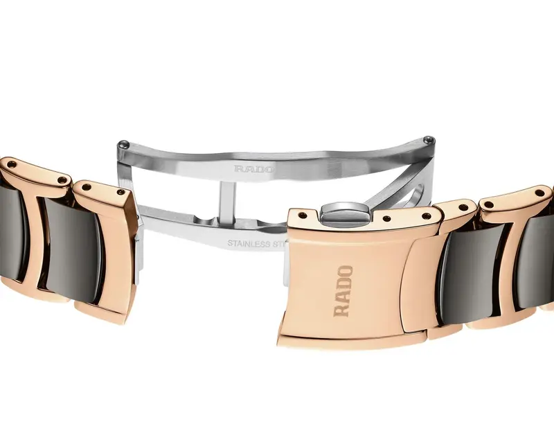 R-60283091 | R30028912 שעון ראדו יבואן רשמי לגברים מסדרת סנטריקס רוז גולד | דגם קרמיקה אוטומטי סקלטון | לוח פנינה משובץ 12 יהלומים | 5 שנים אחריות | Rado Centrix Automatic Diamonds Open Heart R3002891