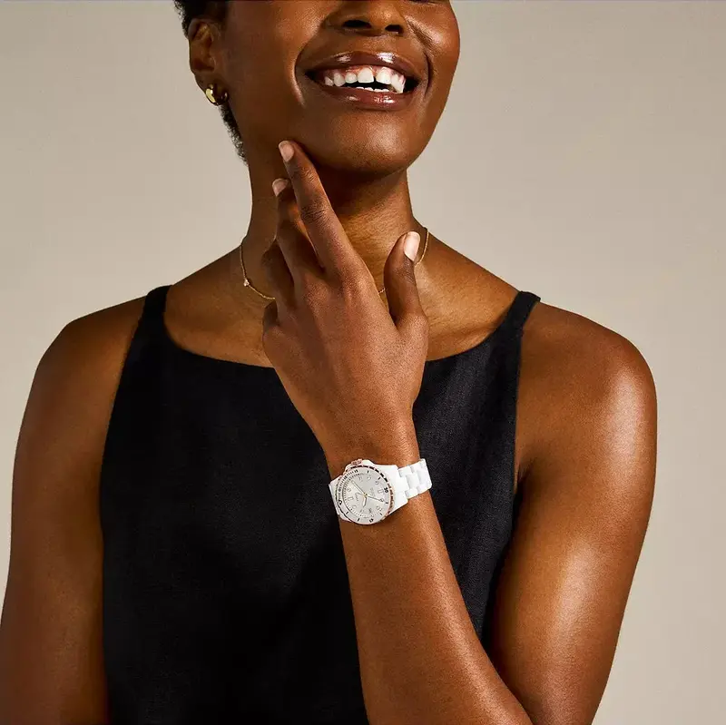 CE1107 שעון פוסיל חדש לנשים | דגם קרמיקה לבנה | באזל זהב רוז בלוח לבן קריסטלים | מלאי מוגבל | שנתיים אחריות | Women';s White Ceramic Fossil Watch Fossil FB-01 CE1107