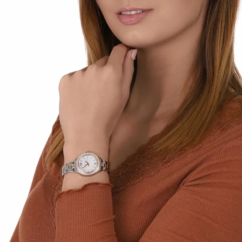 MK4559 שעון מייקל קורס לאישה יבואן רשמי | דגם חדש משולב זהב רוז | מובץ זרקונים | לוח לבן פנינה פסים | שנתיים אחריות פלאנט טיים | Michael Kors Ladies Watch Liliane MK4559