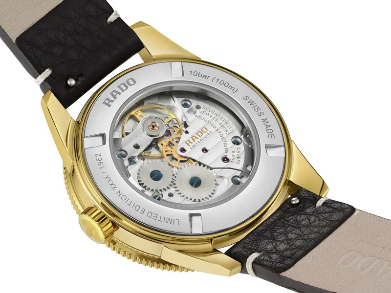 R-61933501 | R32193018 שעון ראדו במהדורה מוגבלת | דגם עם 2 רצועות להחלפה מהירה | מנגנון מכני וורלד טיימר | 100 מטר | 5 שנים אחריות יבואן רשמי | Rado Captain Cook Over-pole Limited Edition R32193018