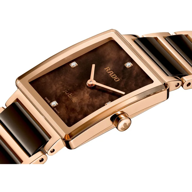 R-62513091 | R20251912 שעון ראדו יבואן רשמי חדש לאישה לשנת 2026 | דגם מסדרת אינטגרל | רוז גולד בקרמיקה חומה בלוח פנינה חום משובץ 4 יהלומים | מלאי מוגבל | RADO NEW Integral Quartz Women 23 mm R20251912