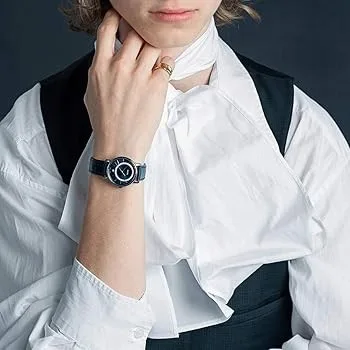 R14064725 שעון ראדו מיוחד לנשים ברצועת עור | דגם קרמיקה | רצועה חולה בלוח כחול פסים מהמם עם שיבוץ של 24 יהלומים | שנתיים אחריות | מלאי מוגבל | Rado R14064725 DiaMaster Diamonds Blue Ladies Watch