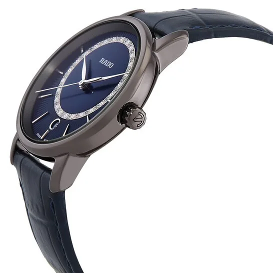 R14064725 שעון ראדו מיוחד לנשים ברצועת עור | דגם קרמיקה | רצועה חולה בלוח כחול פסים מהמם עם שיבוץ של 24 יהלומים | שנתיים אחריות | מלאי מוגבל | Rado R14064725 DiaMaster Diamonds Blue Ladies Watch