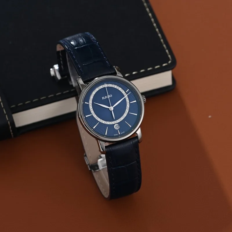 R14064725 שעון ראדו מיוחד לנשים ברצועת עור | דגם קרמיקה | רצועה חולה בלוח כחול פסים מהמם עם שיבוץ של 24 יהלומים | שנתיים אחריות | מלאי מוגבל | Rado R14064725 DiaMaster Diamonds Blue Ladies Watch