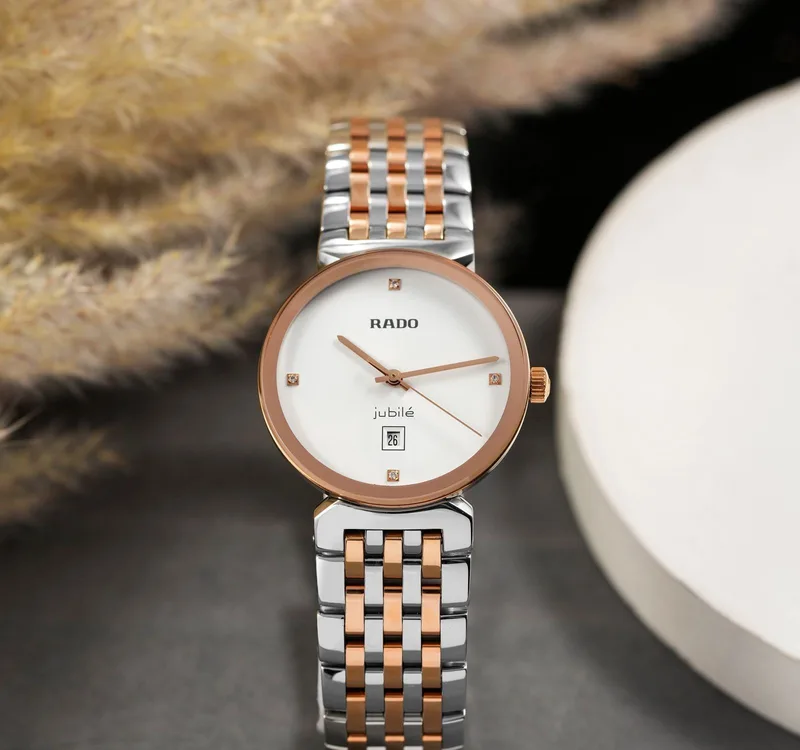 R-39124072 | R48912723 שעון ראדו יבואן רשמי מסדרת פלורנס החדשה | דגם משולב זהב רוז לגברים | לוח לבן משובץ 4 יהלומים| 5 שנים אחריות | Rado Florence Classic Diamonds Watch – R48912723